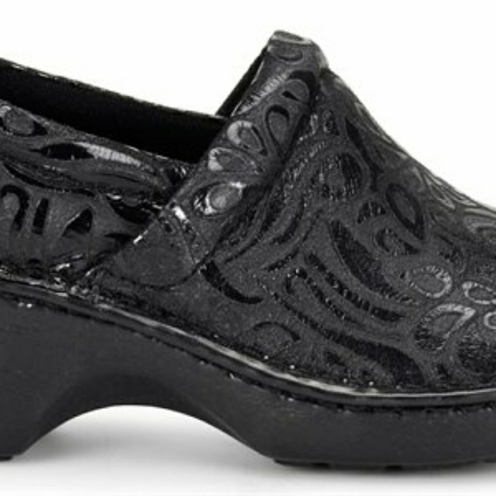 B. O. C Black Peggy. Shoes size 6